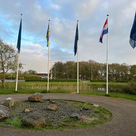 Appartement Ut & Thus, Resort Amelander Kaap Hollum  Exterior foto