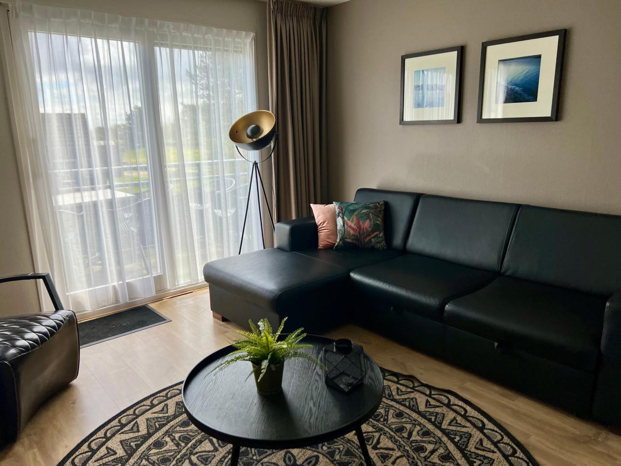 Appartement Ut & Thus, Resort Amelander Kaap Hollum  Exterior foto