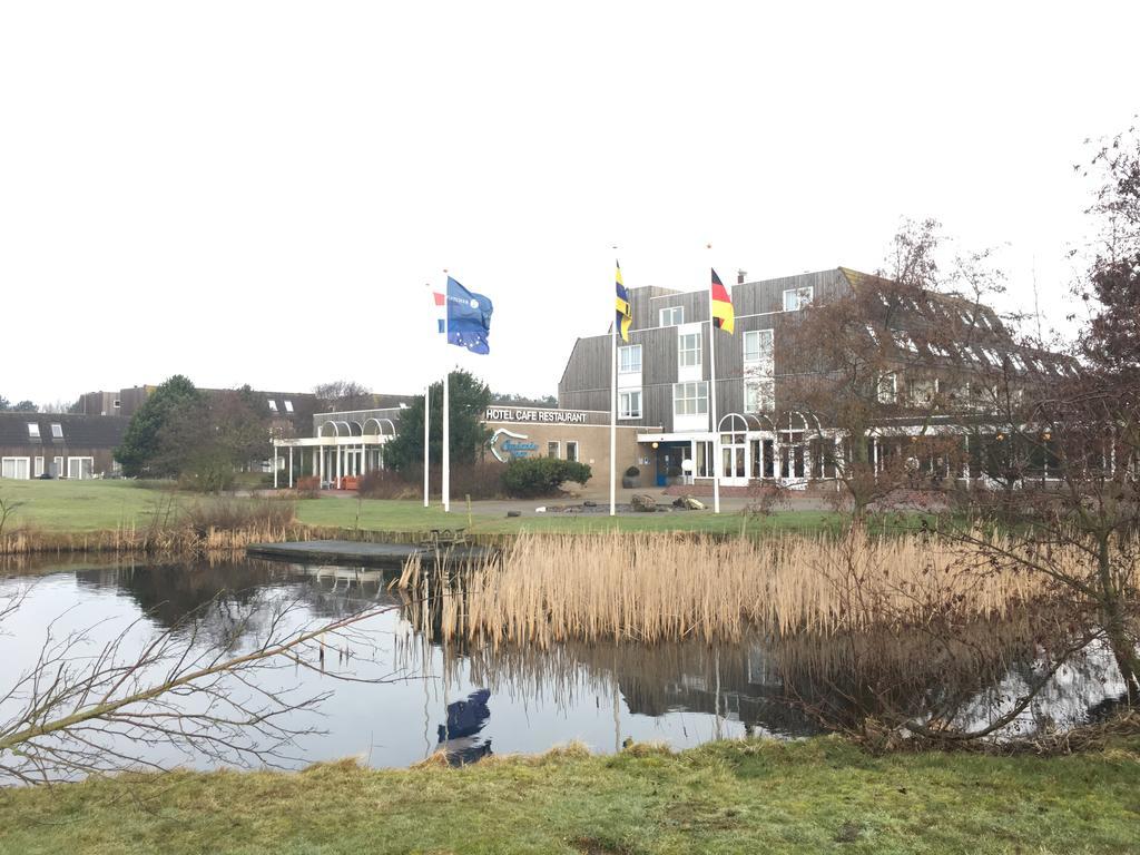 Appartement Ut & Thus, Resort Amelander Kaap Hollum  Exterior foto